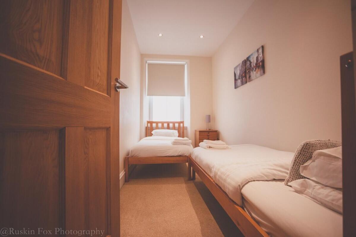 Apartment B Aberdeen Ngoại thất bức ảnh